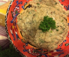 White Bean, Garlic and Mint Dip