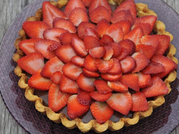 Paleo       Chocolate            Almond Coconut Tart