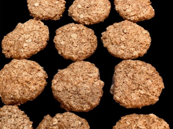 Crunchy ANZAC biscuits