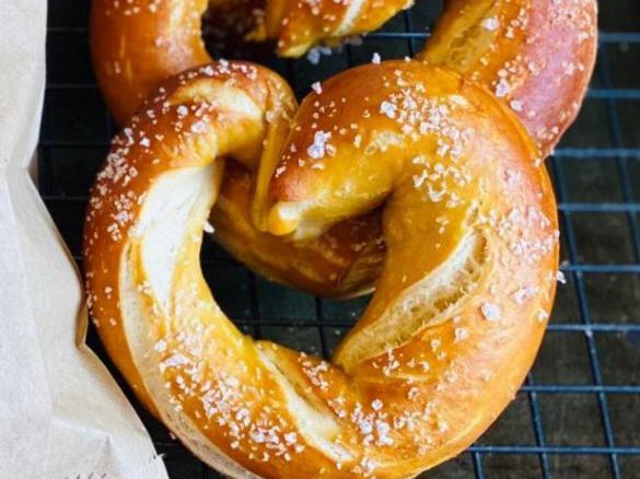 Simple German Soft Pretzels & Pretzel Dogs