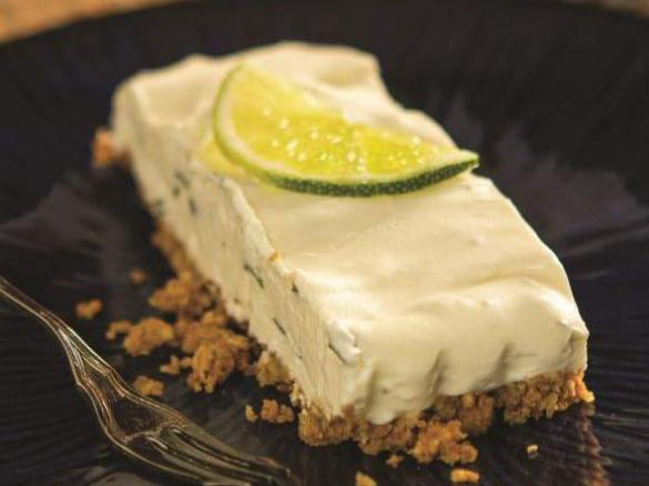 Frozen mojito cheesecake