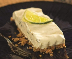 Frozen mojito cheesecake