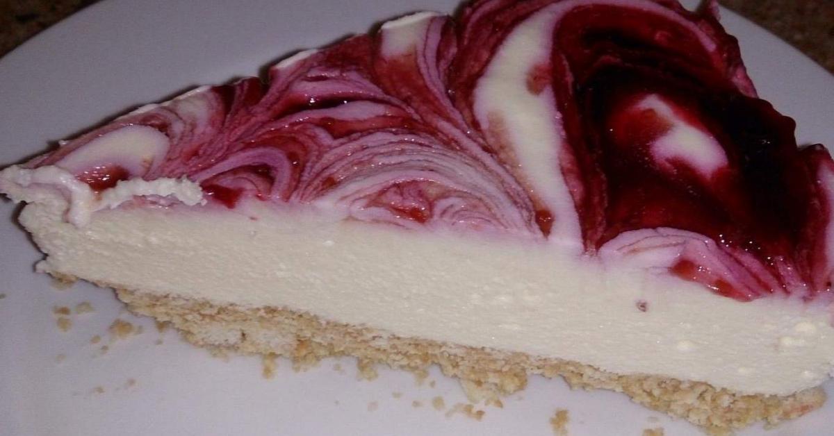 White Chocolate Raspberry Cheesecake by Pollyfrog. A Thermomix ® recipe ...