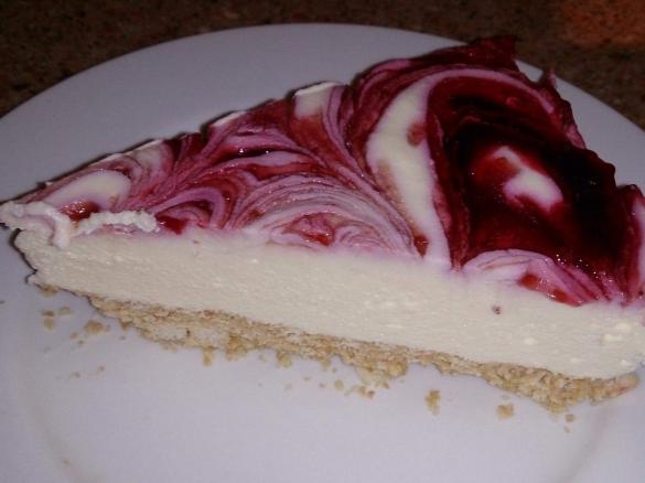 White Chocolate Raspberry Cheesecake