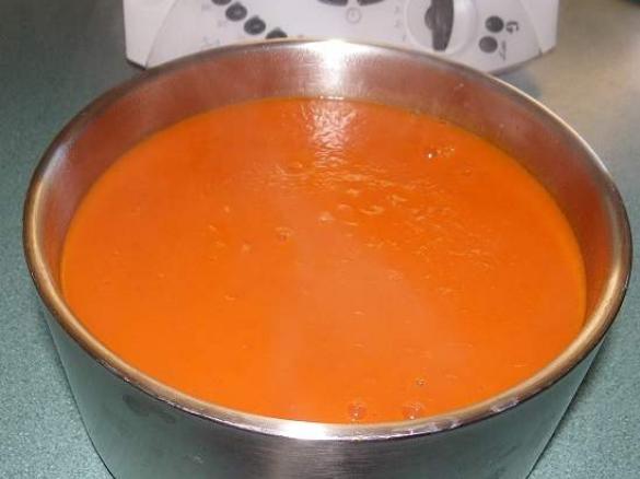 Roast Capsicum and Tomato Soup