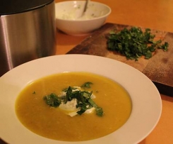 Chickpea Soup with Mint and Coriander Yoghurt