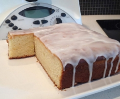Lemon and yoghurt cake