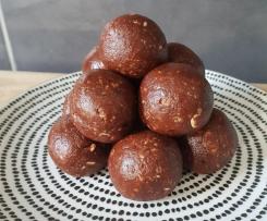 Quick Cacao & Peppermint Bliss Balls - Nut & Dairy Free