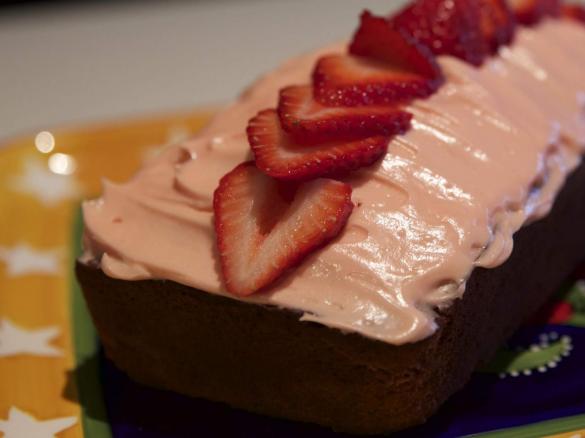 Strawberry Red Velvet Cupcakes