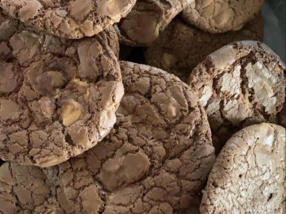 Chocolate chip biscuits