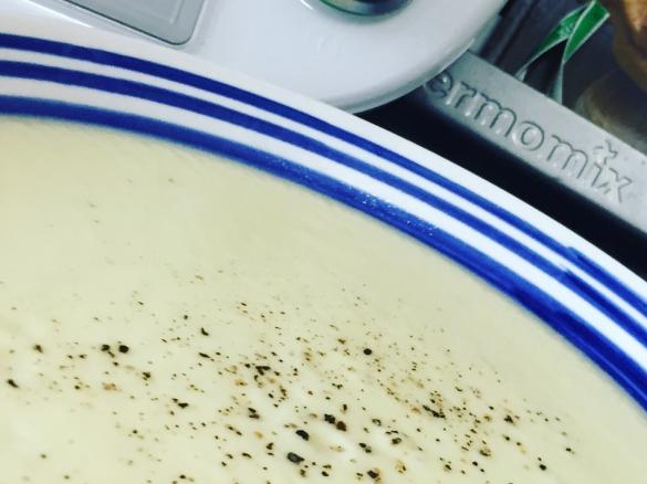 cauliflower and goats cheese soup