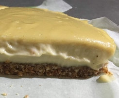 Raw lemonade cheesecake