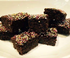 Healthy Chocolate Brownies (with carrot & spinach - shh!)