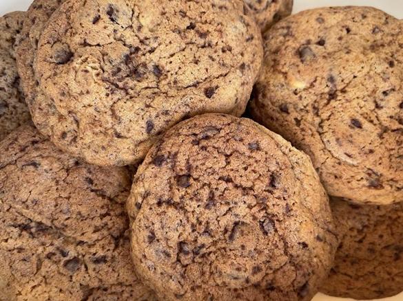 Chelsea Winter's Chocolate Chip Cookies (from her website)