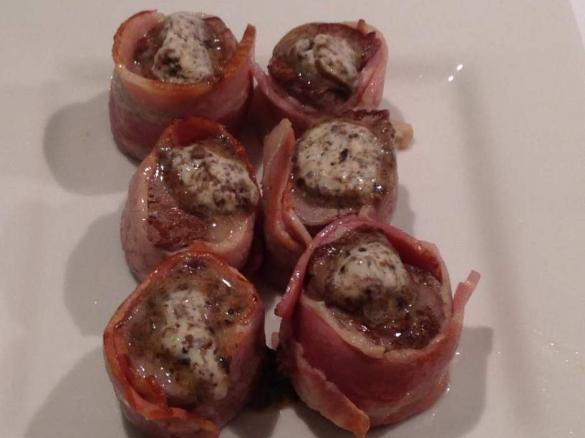 Steamed Mini Filet Mignon Canape`