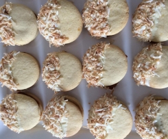 Alfajores with Dulche de Leche