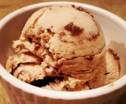Peanut butter choc swirl ice cream (inspired by Maggie Beer)