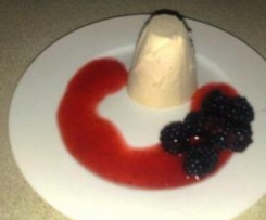 Vanilla Yoghurt Panna Cotta