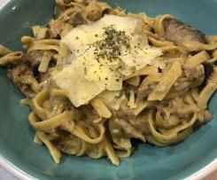 Creamy Pulled Pork Fettuccini