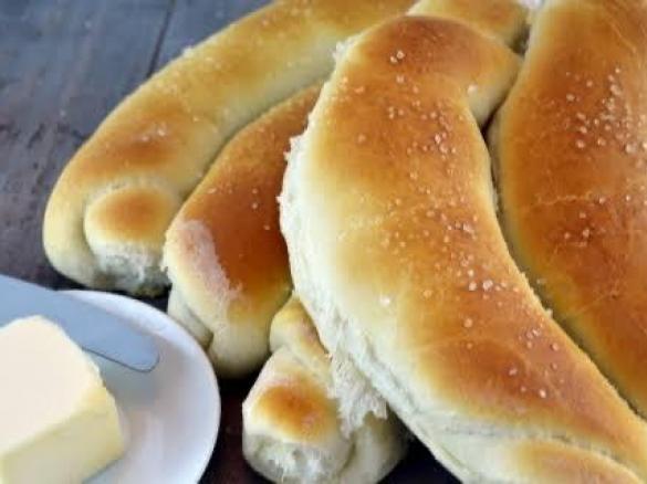 Soft bread rolls (Bosnian Kifle)