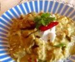 Clone of Kaffir Lime Chicken Curry LCHF