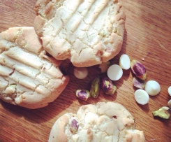 Pistachio & White Chocolate Cookies