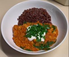 Red Lentil Dhal with Spinach and Red Rice Low GI