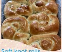 Soft knot rolls