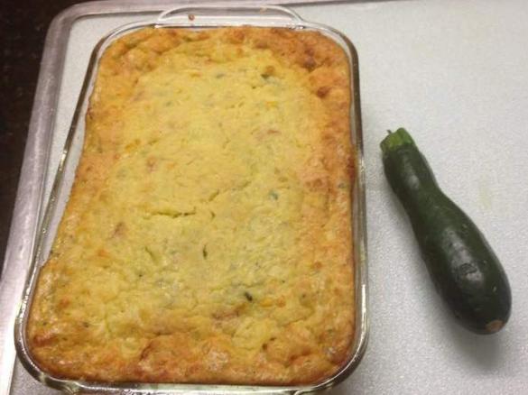 Easy Zucchini, bacon & corn Quiche