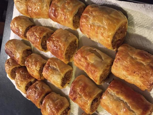 Lunchbox Sausage Rolls 