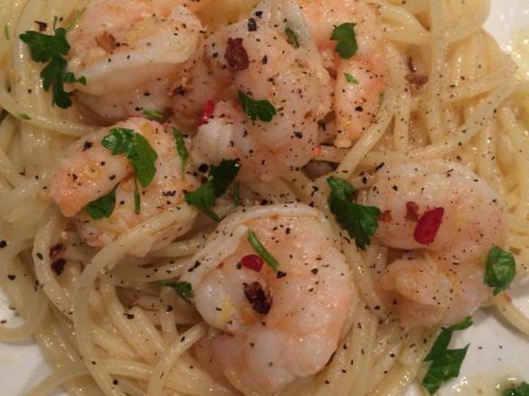 Garlic and Chilli Prawns with Pasta