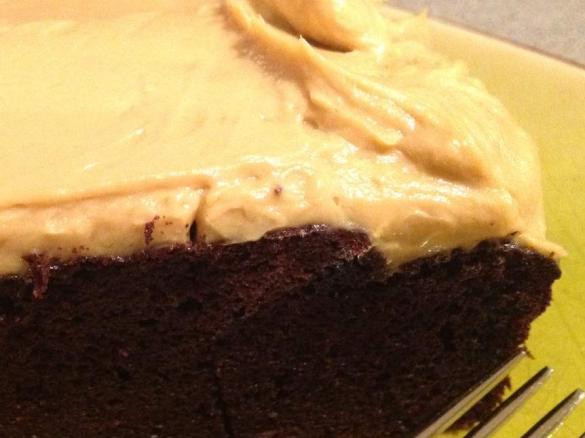Cream Cheese Icing with Treacle