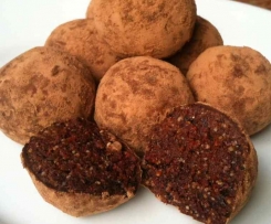 Goji and berry chocolate truffles