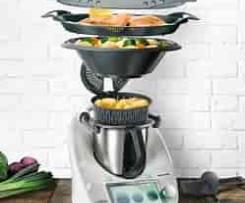 Slow Cooked Creamy Chicken Pasta with Pumpkin, Sun-Dried Tomato and Spinach