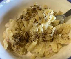 Carbonara pasta sauce ( hidden vege, can be dairy free)