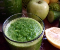Keep the Winter Blues at Bay Green Smoothie