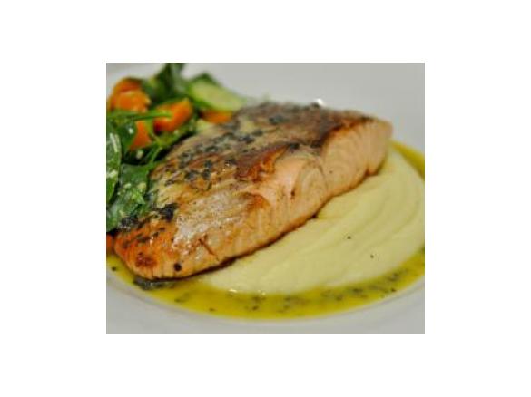 Steamed/Fried Salmon on Mash with Salad 
