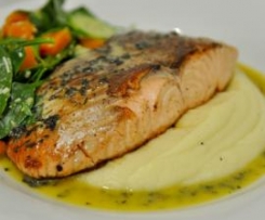 Steamed/Fried Salmon on Mash with Salad 