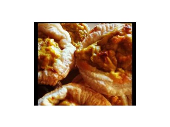 Mini curry quiches