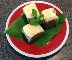 Banana cream cheese blondies