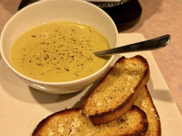 Blue cheese & Broccoli soup