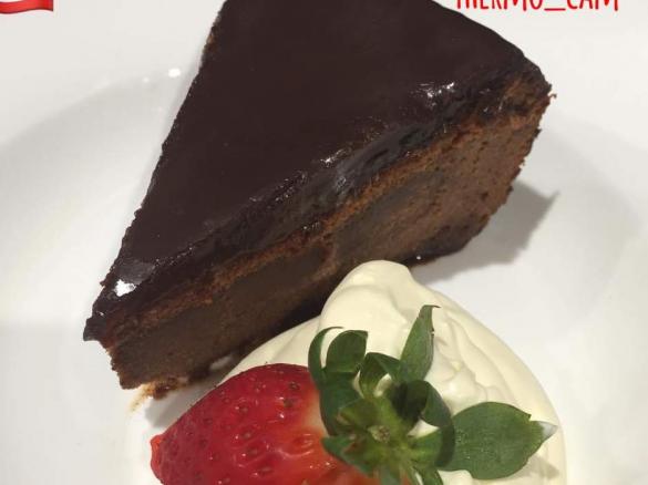 Viennese Sachertorte