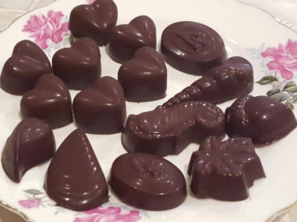 Raw Chocolate Delights