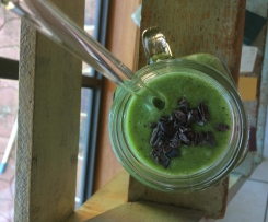 KALE AND ALOE VERA JUICE