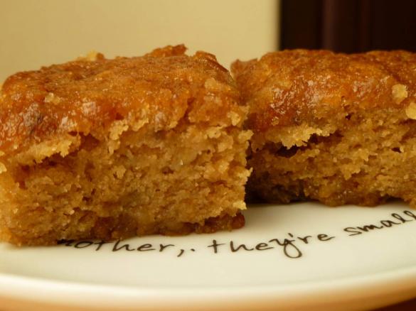 Caramel Banana Blondies 