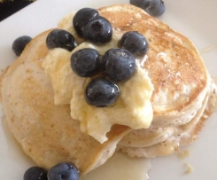 Pancakes with Blueberries and Ricotta