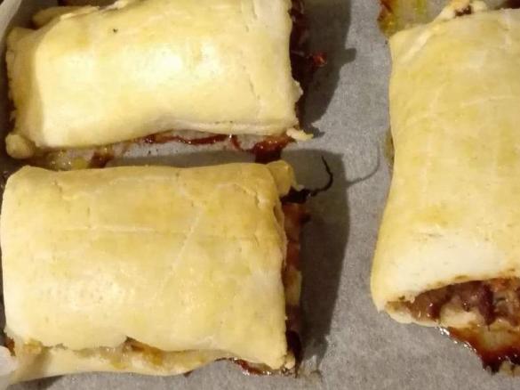 GLUTEN FREE SAUSAGE ROLLS