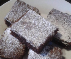 Easy Chocolate Fudge Brownies