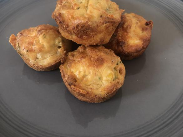 Chicken and vegetable savoury muffin