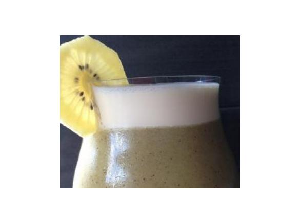Variation of Kiwi Splice Cocktail